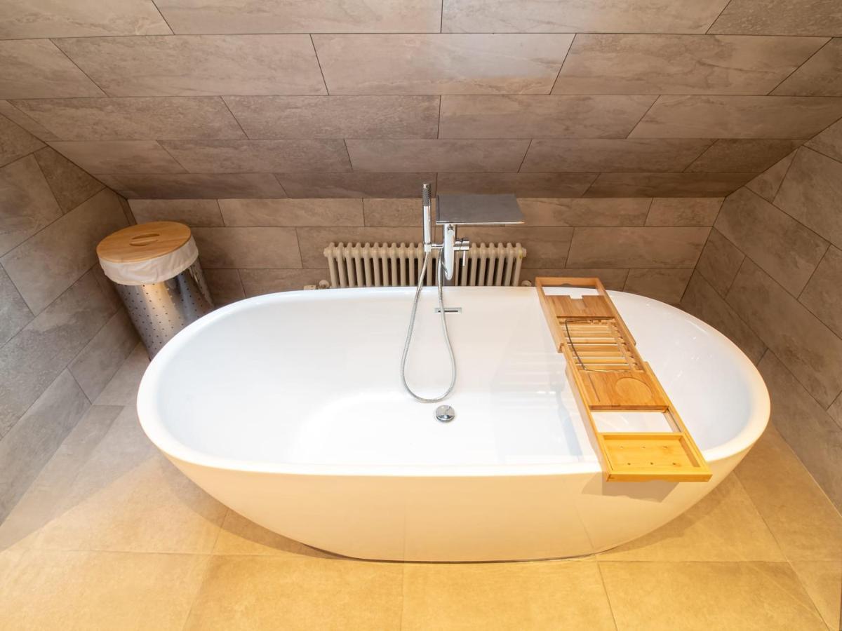 Luxury Royal Mile Apartment By The Castle - Sleeps 4 Edinburgh Exterior foto
